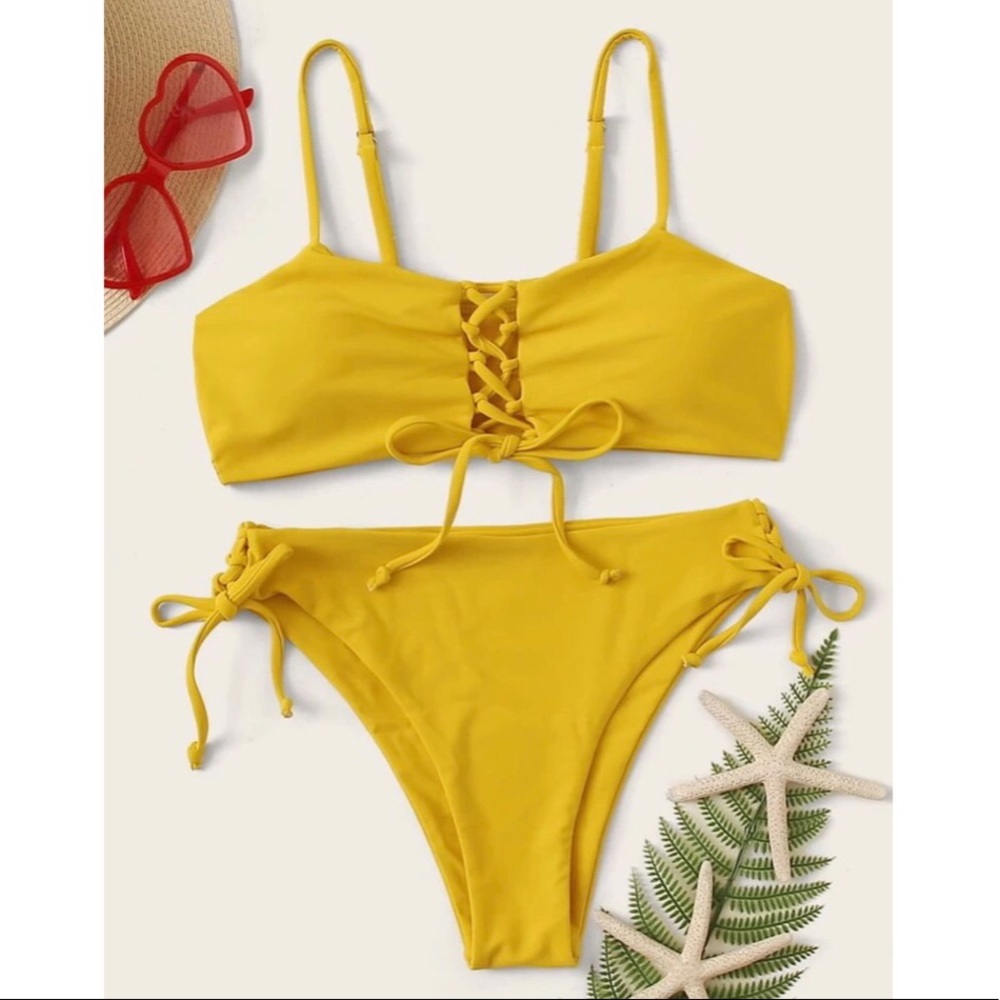 (Sold)NWOT Lace Up Front Top with Tie Side Bikini